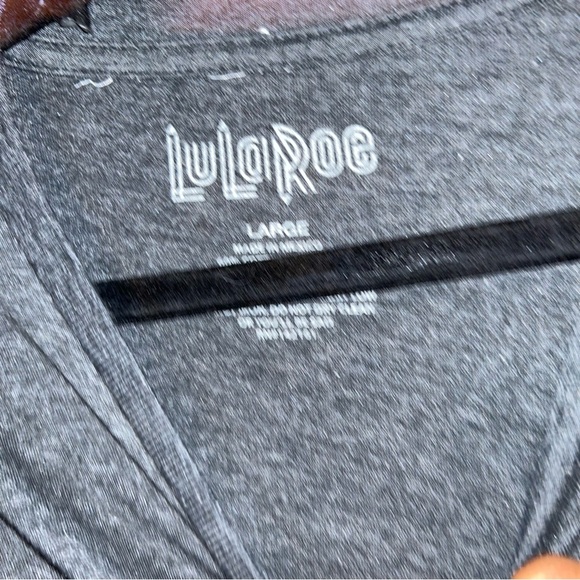 New LuLaRoe Rocker T Halloween Trick or Treat size large 12/14 glow in dark top - Picture 4 of 4